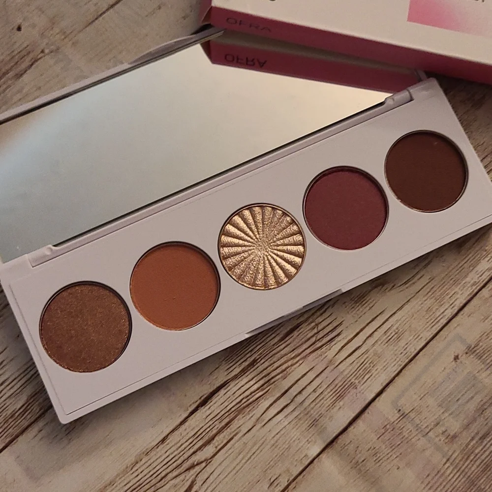 OFRA Signature Eyeshadow Palette - Symphony
